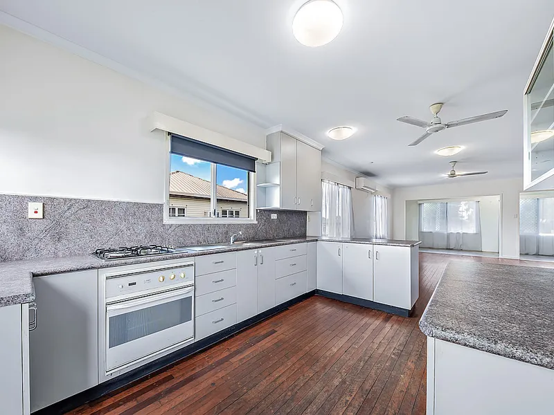 Family Friendly Home Situated on 647 m² Allotment