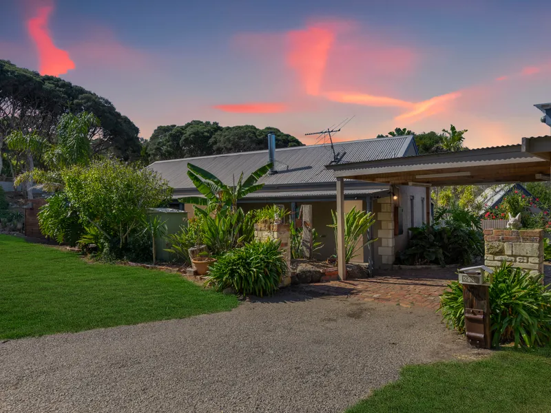 Luxury Family Living On A Big Block