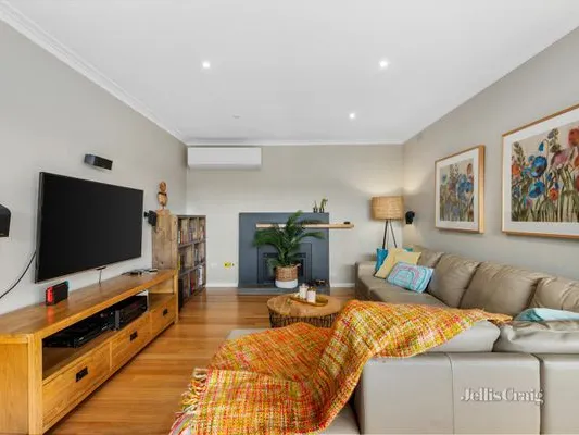 Idyllic elevated court opportunity in East Doncaster SC zone