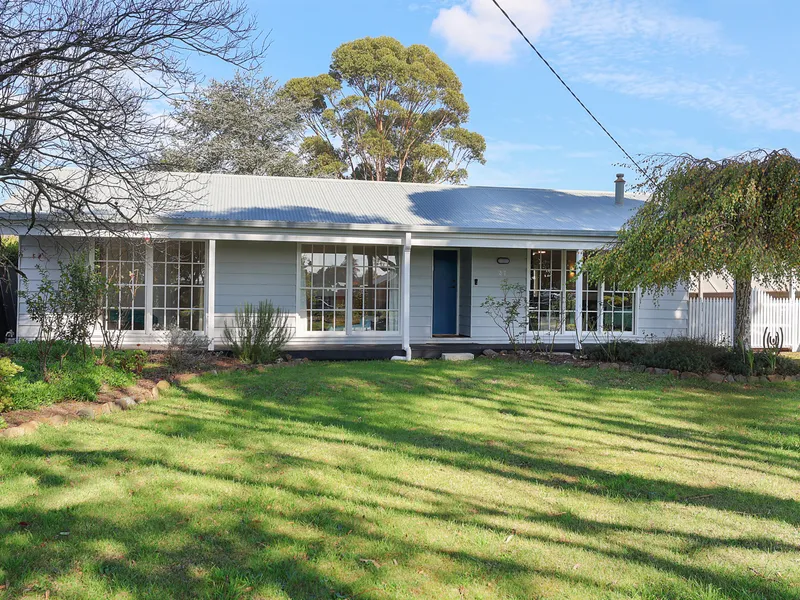 Get Comfortable on Clarke St.