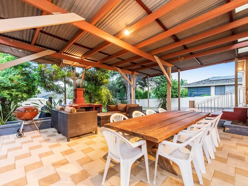 OUTDOOR PAVILION HAS GOT YOU COVERED FOR ALL YEAR ROUND ENTERTAINING