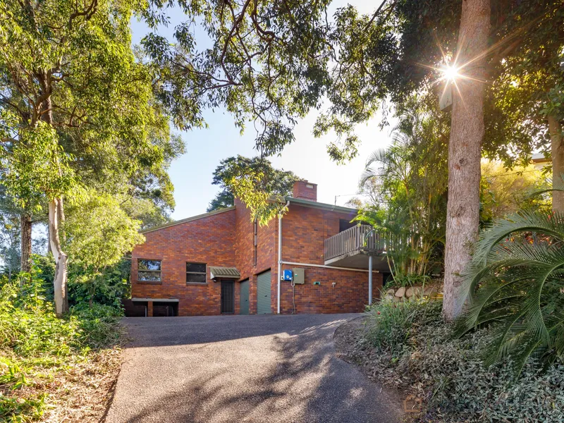 Modern 4 Bedroom Family Home
