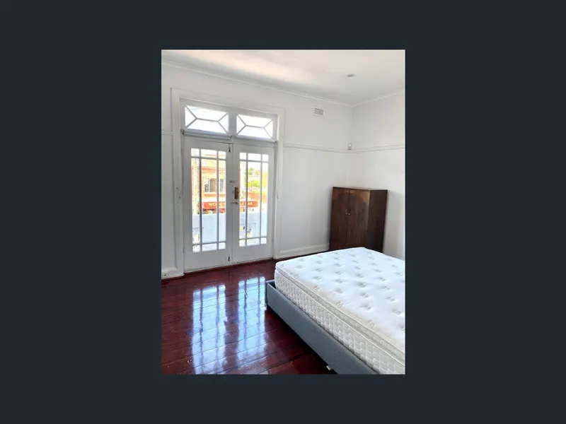Central, Convenient and Charming 