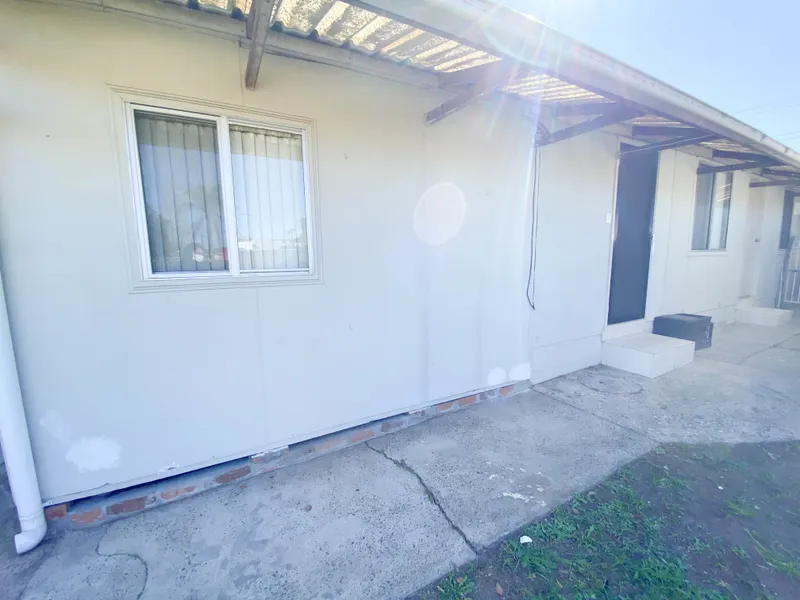 1 BEDROOM GRANNY FLAT