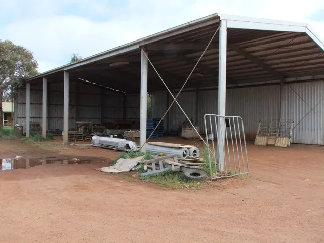 WAREHOUSING OPPORTUNITY