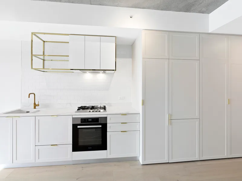 INDUSTRIAL DESIGN MEETS LUXURY STYLE | Besser+Co