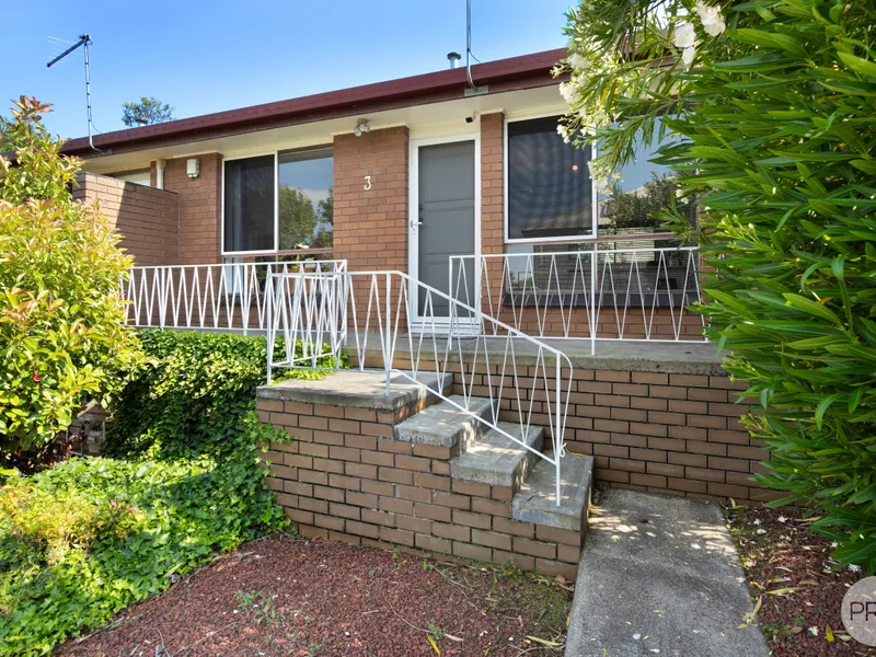 Updated Gem in Highly Sought After Soldiers Hill