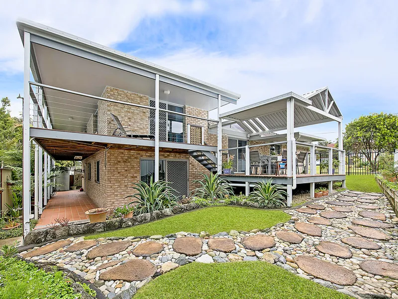 Versatile Family Home, Top Location!