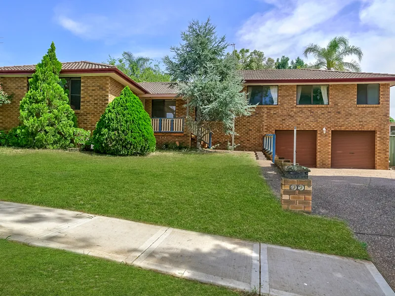 OLD ELDERSLIE CHARM!