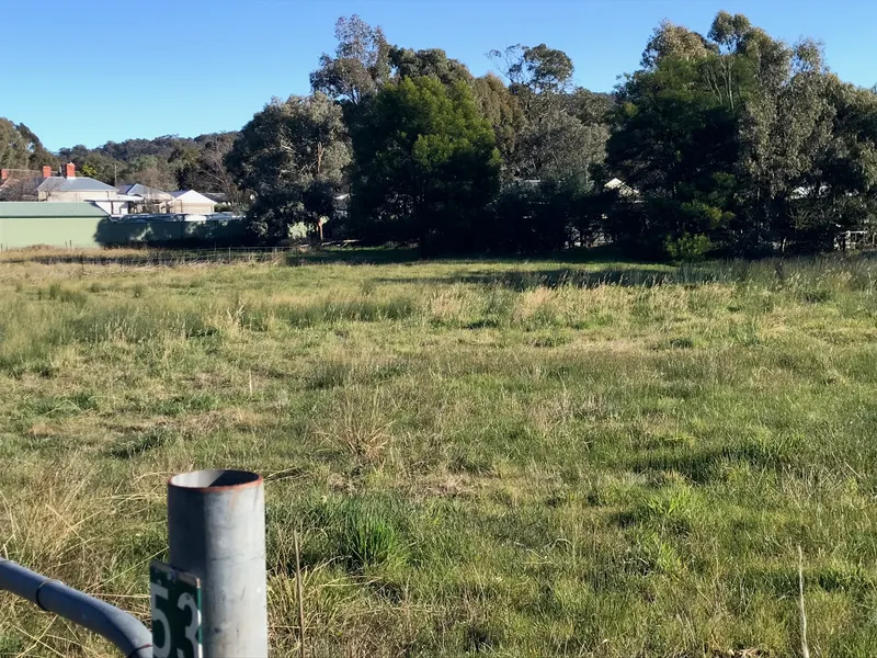 Residential Block in Maldon 1000sqm House Relocation Opportunity