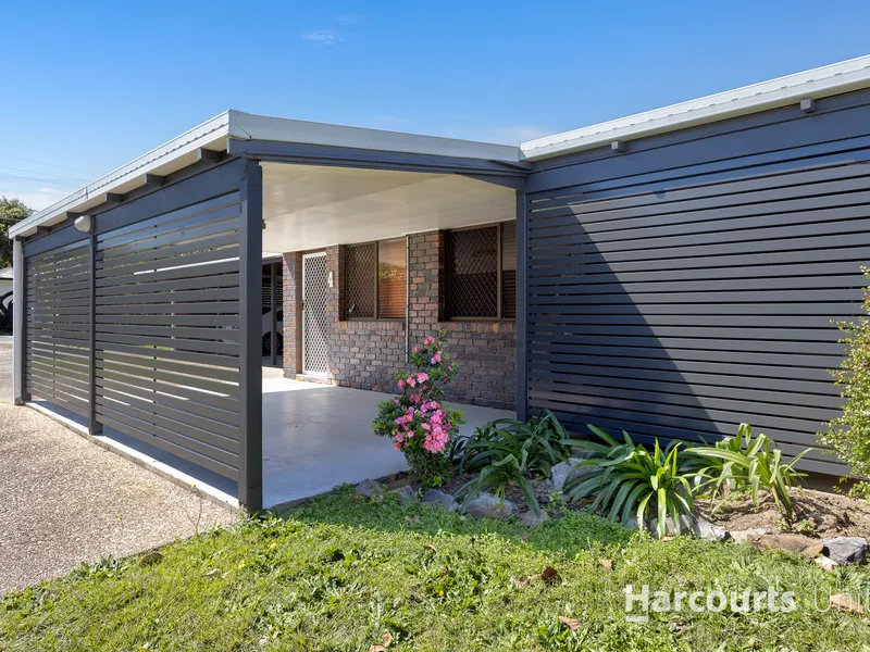 Retire or Rent close to the beach!