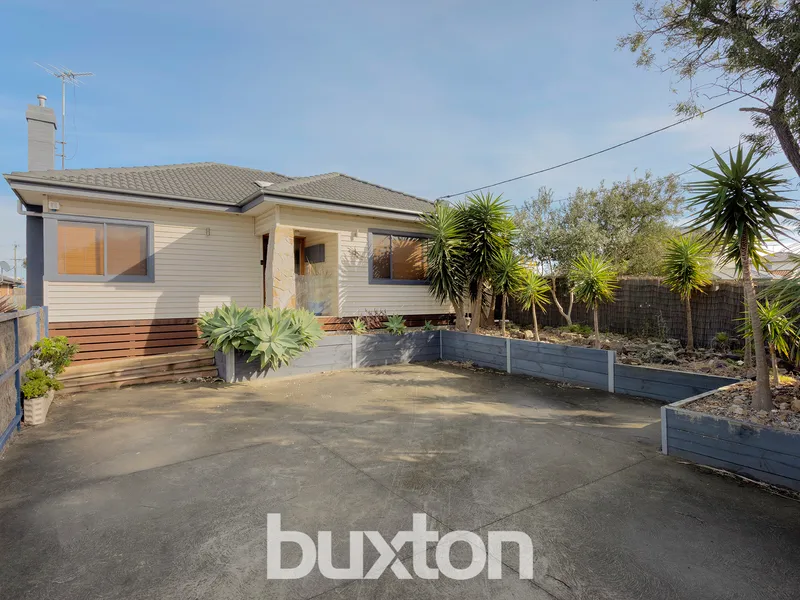 Charming weatherboard living in an ideal Carrum location