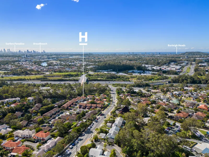 Spacious Townhouse in Magnificent Location!