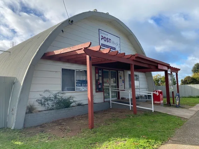 FREEHOLD WAKOOL POST OFFICE / CAFE