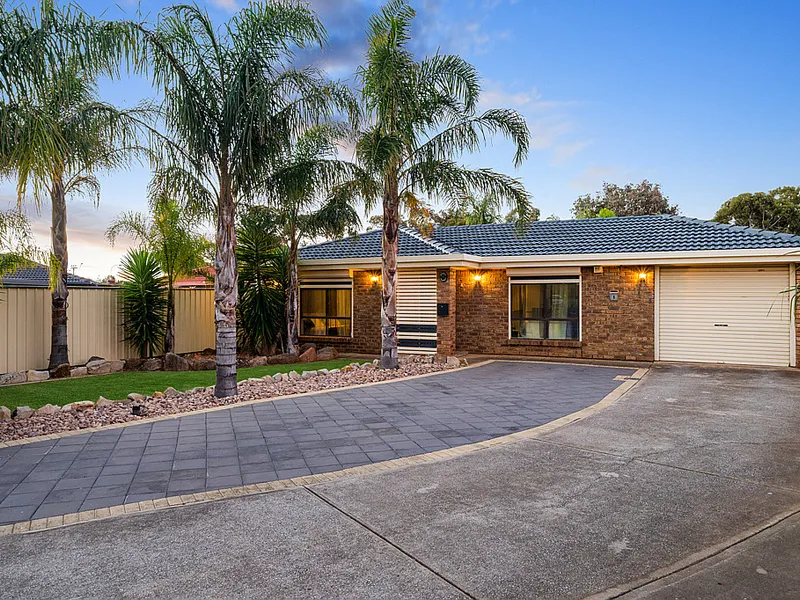 As sweet as Melanie - This home is sure to impress! 