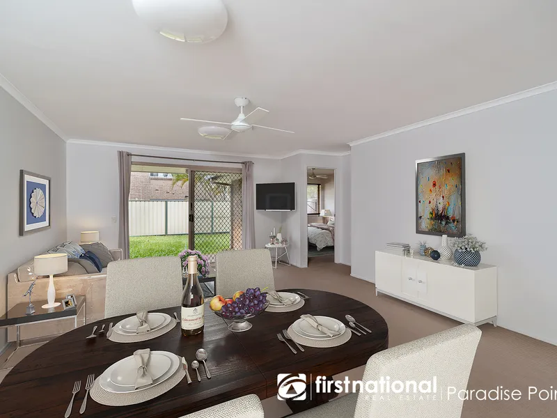 2 BEDROOM UNIT IN RUNAWAY BAY AVAILABLE NOW