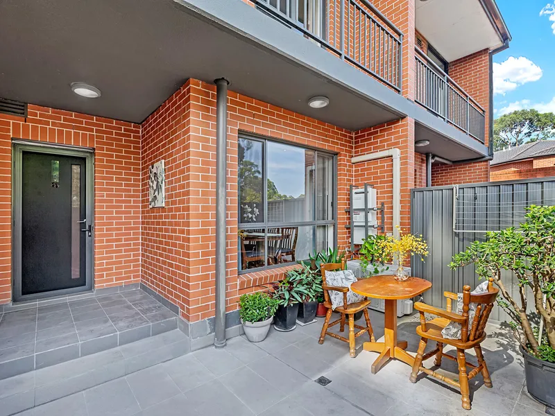 Tri Level Townhouse!