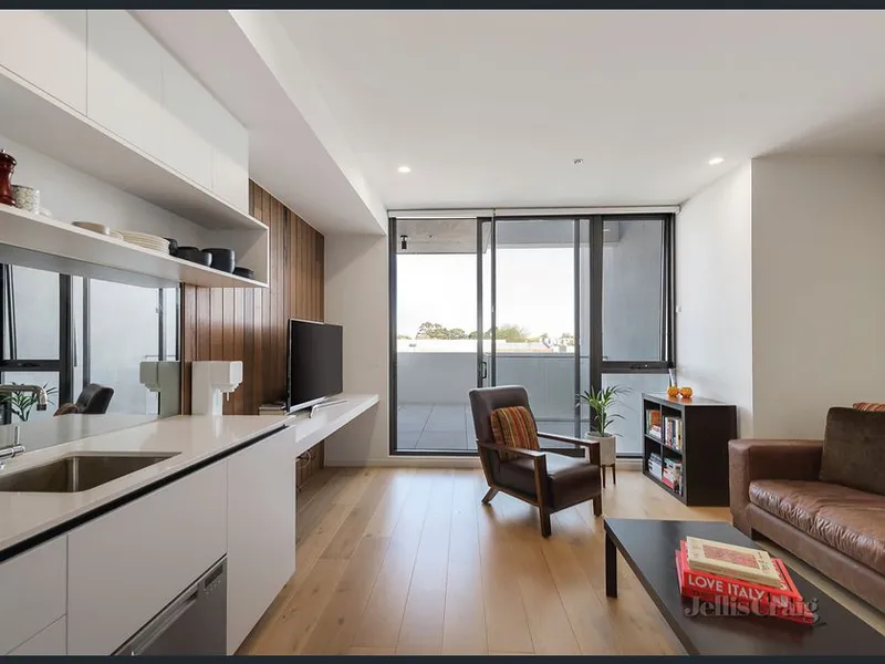 Boutique Living for a Latte Lifestyle!