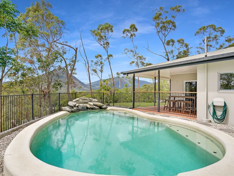 SERENITY AT IT’S BEST! ELEVATED OUTLOOK ON 5,687M2 OF LAND