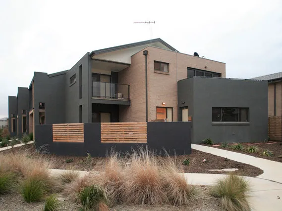 Modern Three Bedroom Townhouse