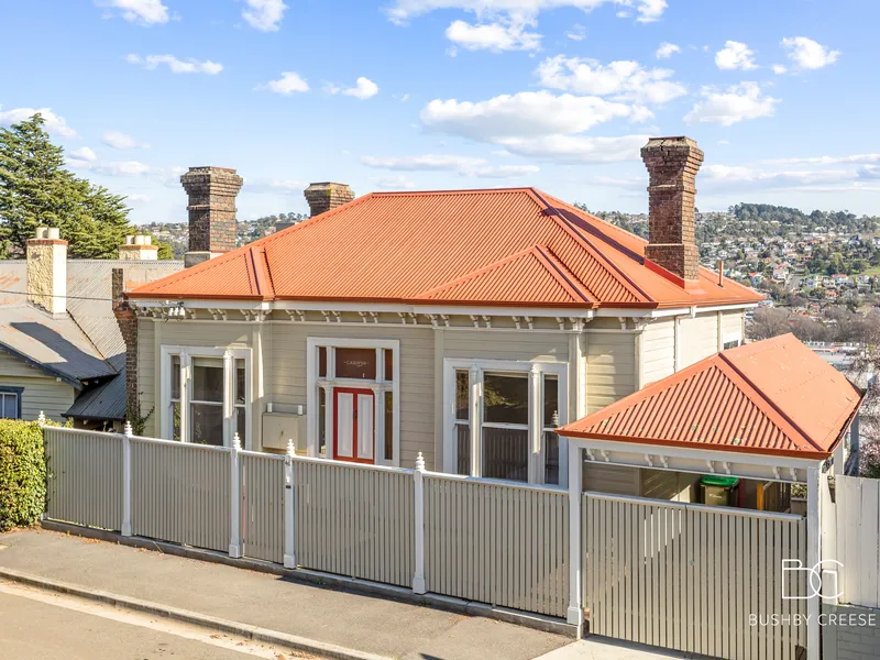 Victorian Charm With Incredible Views