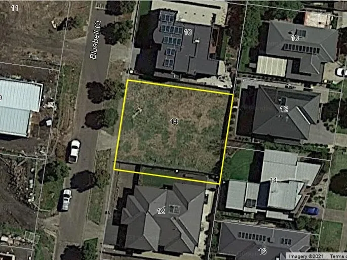 The Irresistible Allure Of Vacant Land - outstanding views, close to CBD with river setting