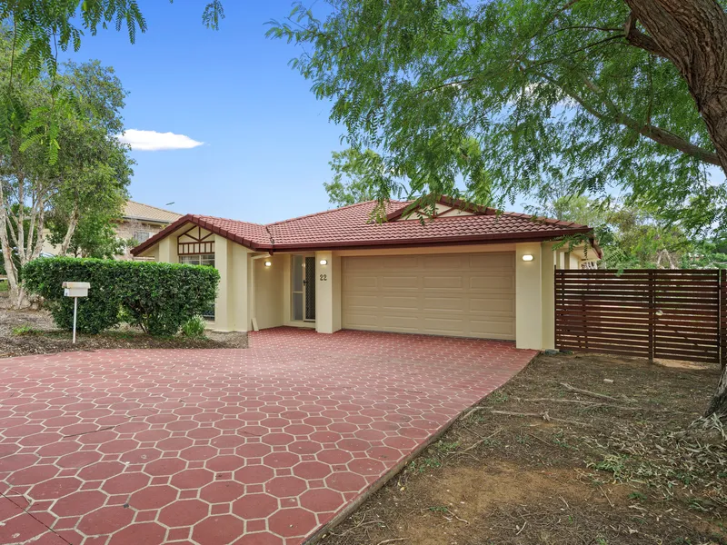 Quality Position in The Hills Behind the Golf Course