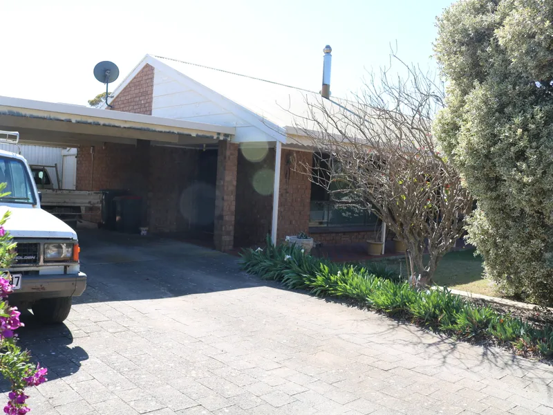 Very Tidy Home - Superb Shedding