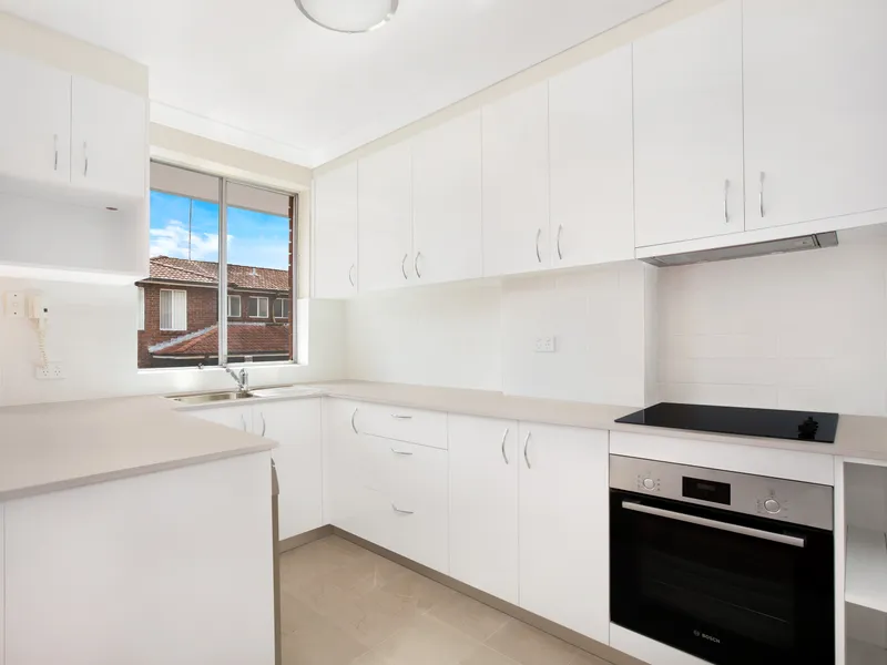 SUPERB VALUE - Brand new kitchen, superb 2 bedroom unit with views