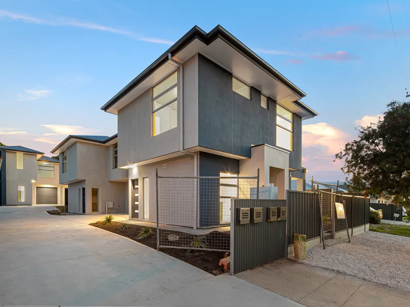 Quality & Appeal – Contemporary Convenience – 4 Brand New Homes