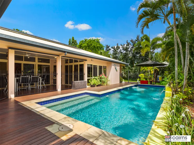 Private tropical Entertainer- Views-Trinity Beach