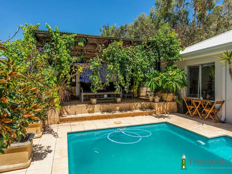 UNDER OFFER