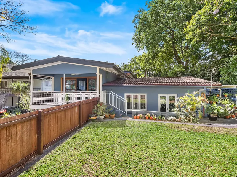 An expansive, one of it's kind family home in Corinda!