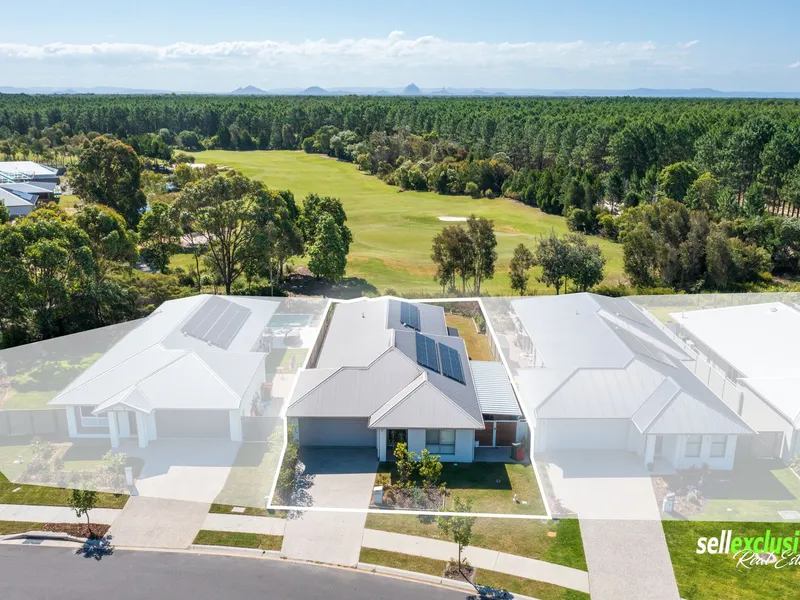 2.5 Year Old Residence In Popular Pacific Harbour Golf and Country Estate