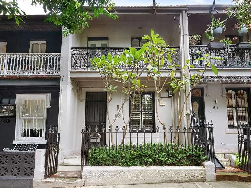 Charming modern terrace located on quiet Paddington street