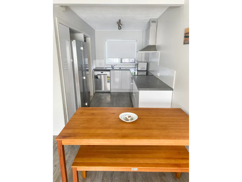 IMMACULATE UNIT BY THE BEACH