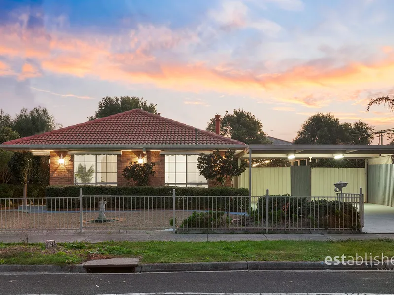 Renovated Family Home - AUCTION 25th June @11am