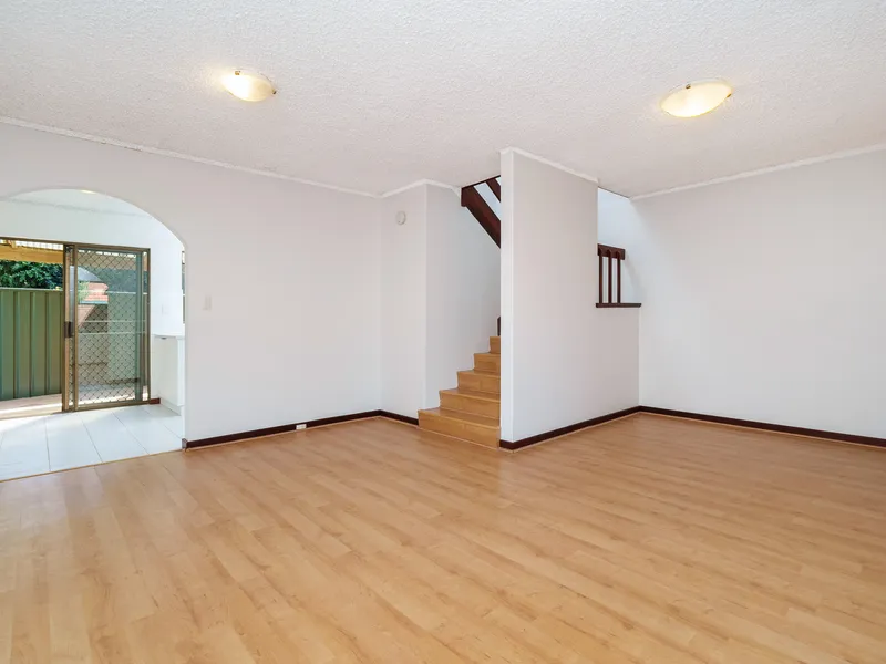 Newly Renovated Townhouse in Prime Wembley Location