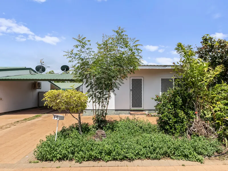 NEAT UNIT IN MCGUIRE GARDENS
