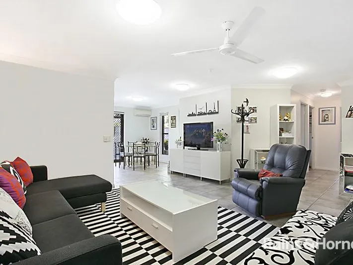 Ground floor apartment in the heart of Toowong!