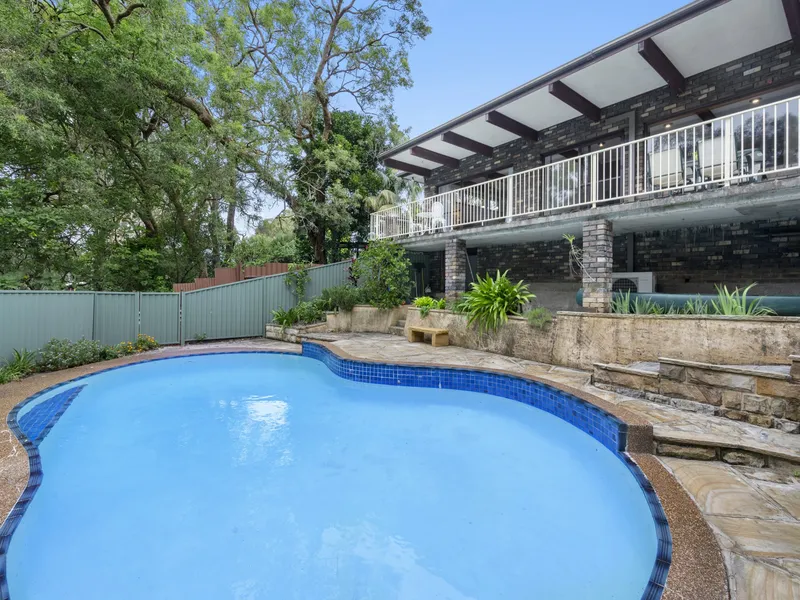 Lakefront Living and Entertaining