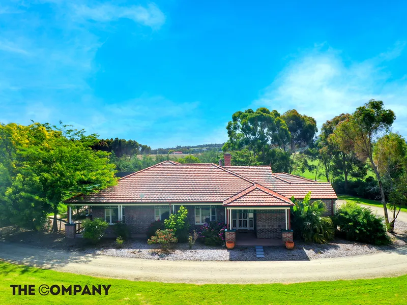 PERFECT BLEND OF BEAUTY, SIZE & STYLE