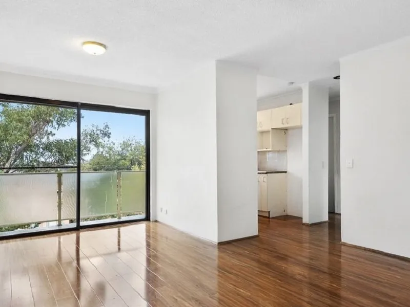 Top Floor Unit with new Plantation Shutters and New Bathroom