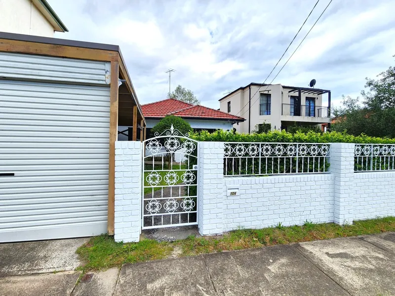 Perfectly Located In The Heart Of Maroubra