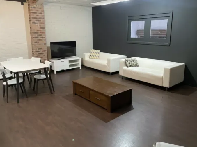 Sweet House in the heart of Manly for Rent