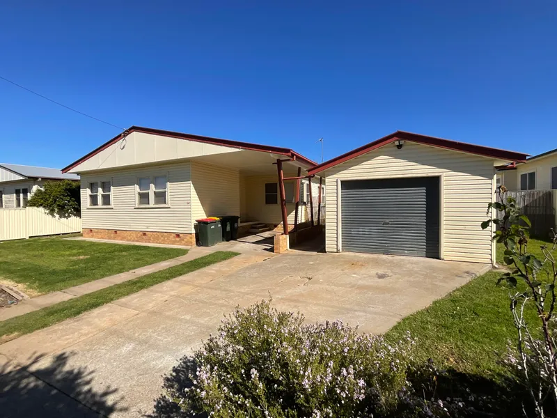 THREE BEDROOM NEAT AND TIDY HOME