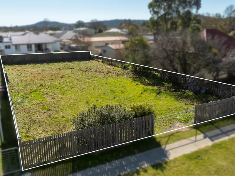 Exceptional Parcel Of Land In Thriving Heart Of Uralla