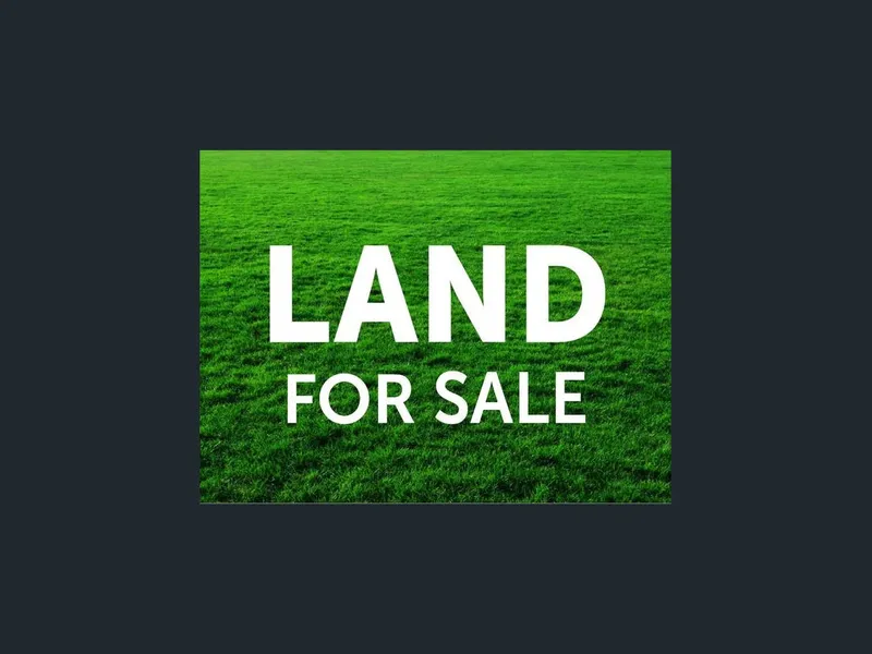 605m2 LAND