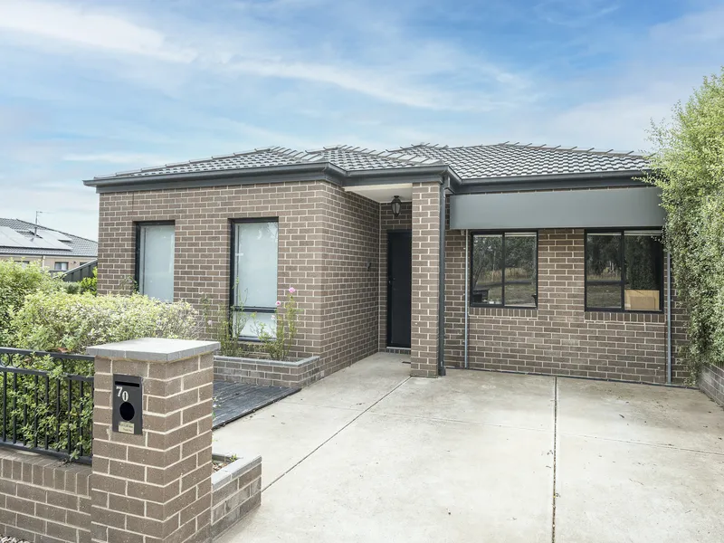 Smart designer family home in a prominent Kilmore position