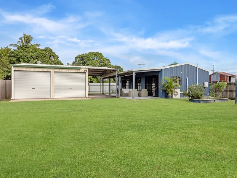 Family Home, 2-Bay Shed, Huge Block & a Converted 10m x 6m Shed!